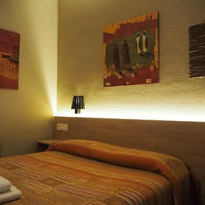 Acella Guest house Pamplona